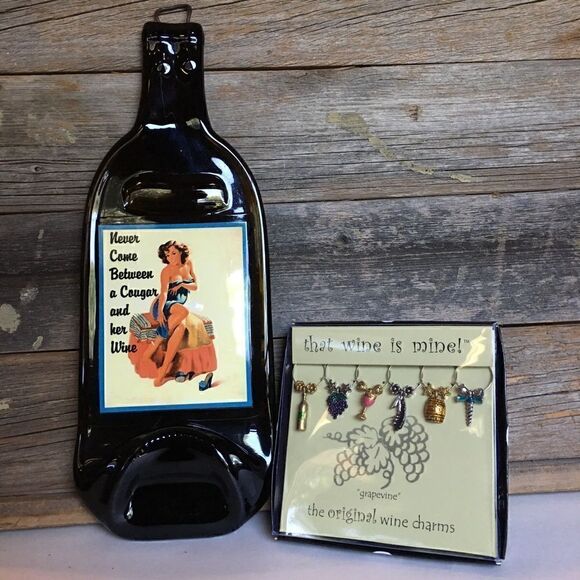 Pin Up Label Slumped Wine Glass Bottle Spoon Rest & Wine Charm Gift Bundle - Picture 1 of 6